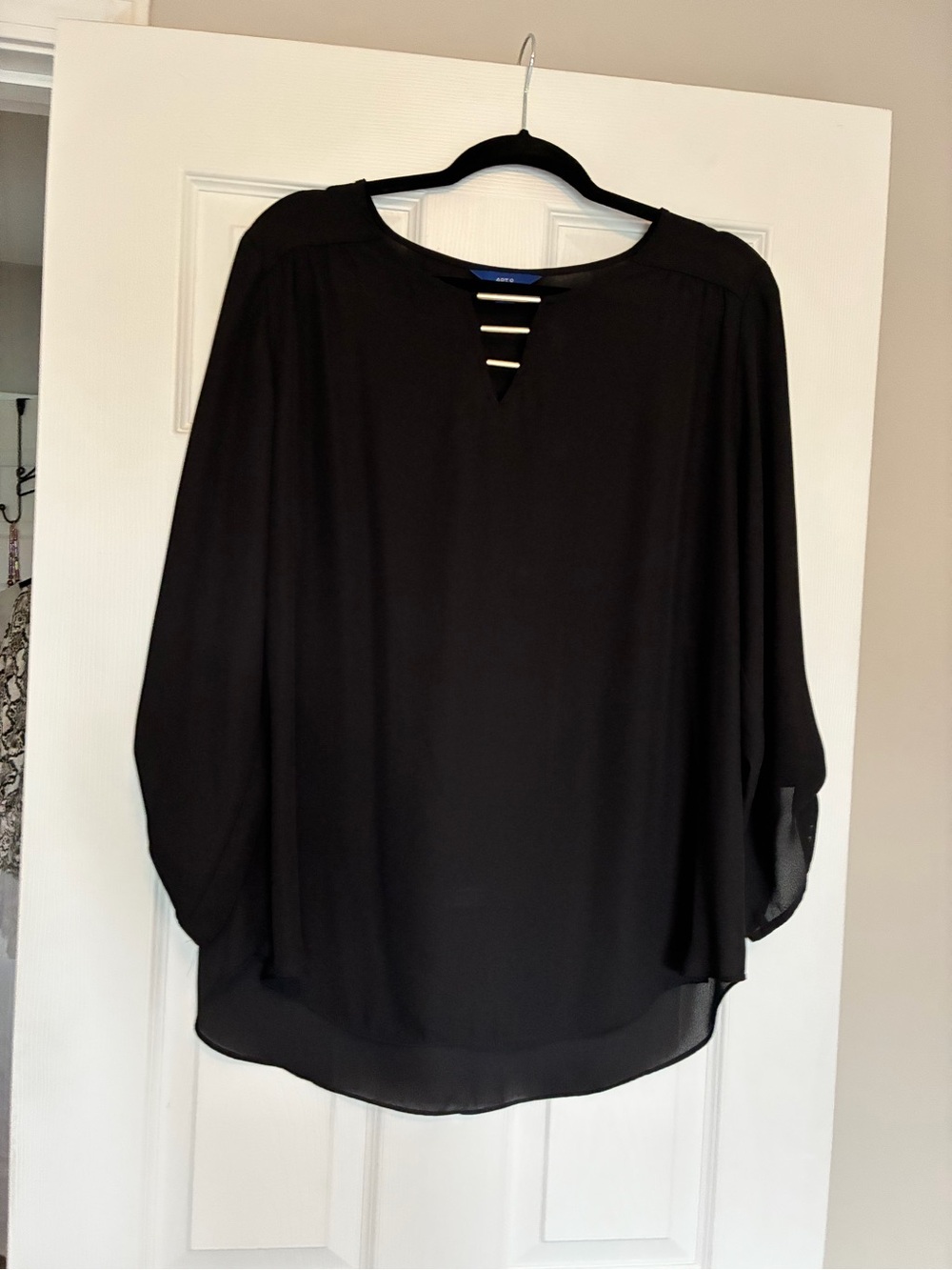Apt. 9 Black Long-Sleeve Blouse with Bar Accent